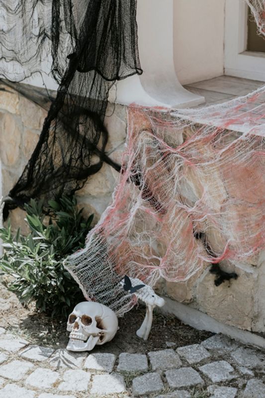 Skjelett-dekorasjon - Opp av jorden-effekt